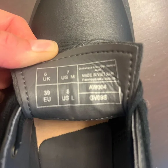 Classic Black Leather Dr. Martens Oxfords - Picture 4 of 5